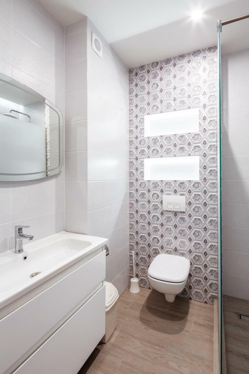 в новобудові, газова 5а Apartment